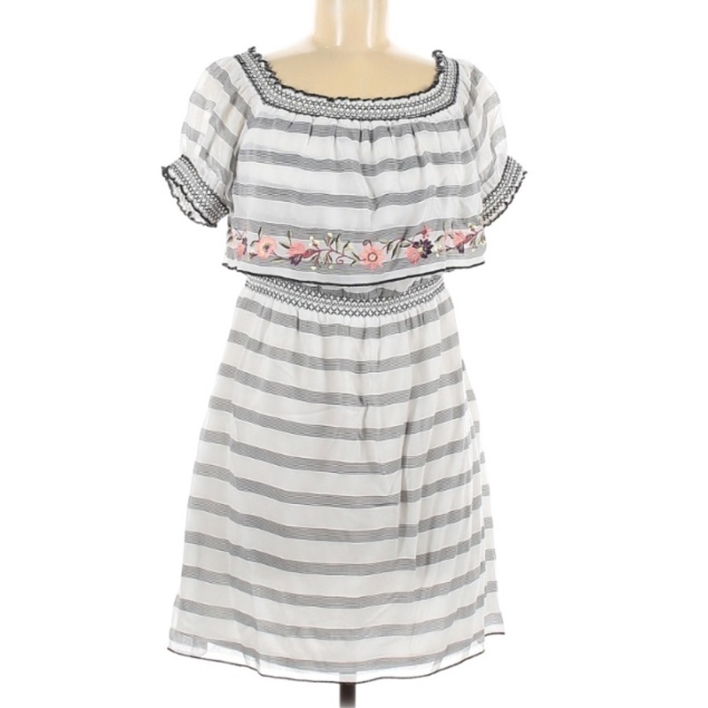 Guess LA Off the shoulder embroidered mini dress Medium